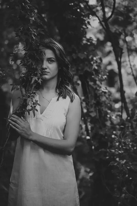 Painterly Tones of Wiktoria portrait photograph #3